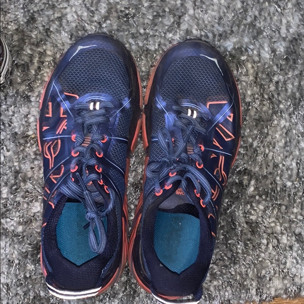 Hoka Infinite